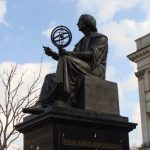 Nicolaus_Copernicus_Monument_in_Warsaw,_Poland